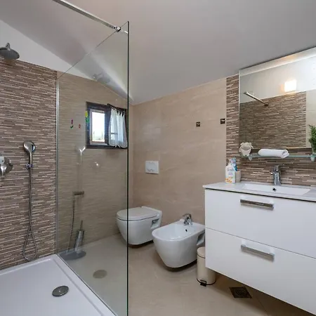 Madonnina ヴィラ *