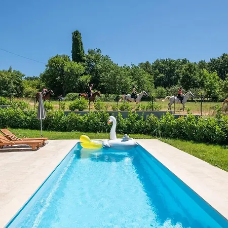 Madonnina Villa
