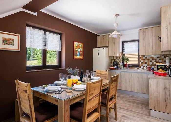 Madonnina Vila Manjadvorci