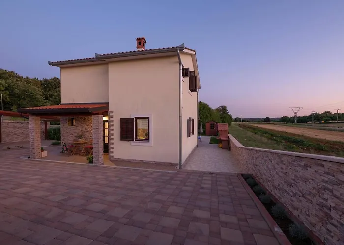 Vila Madonnina Manjadvorci